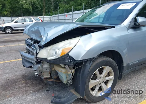 2013 Subaru Outback 3.6R Limited из США, поврежденный, VIN 4S4BRDLC8D2320006